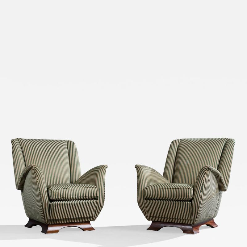 Italian Designer Lounge Chairs with Fabric and Wood Italy 1940s