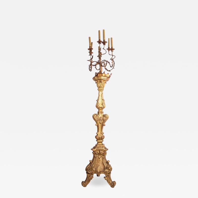 Italian Early 18th Century Giltwood Torchiere or Floor Lamp 1720