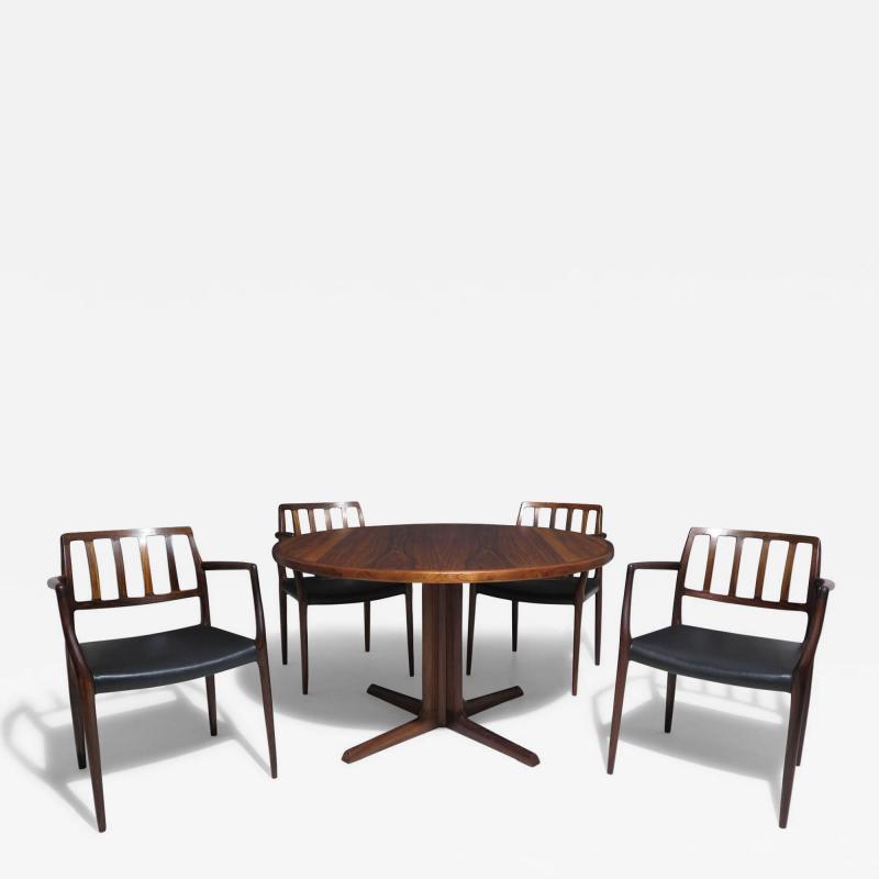 J L M llers M belfabrik JL Moller Round Rosewood Dining Table and Four 4 Chairs Set