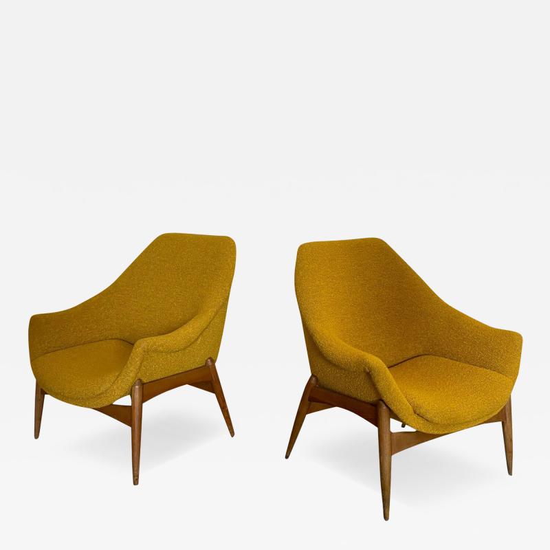 J lia Gaubek Pair of Yellow Mid Century Modern Armchairs by Julia Gaubek