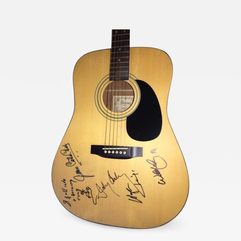 JOHHNY CASH AND JUNE CARTER CASH AUTOGRAPHED GUITAR