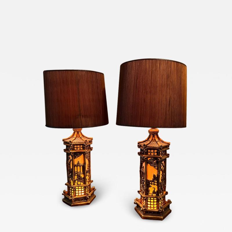 James Mont PAIR OF GILT GESSO WOOD CHINOISERIE LAMPS IN THE MANNER OF JAMES MONT