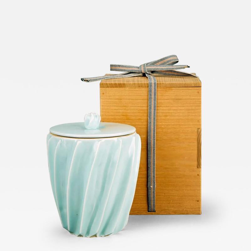 Japanese Celadon Lidded Vessel Mizusashi by Uichi Shimizu