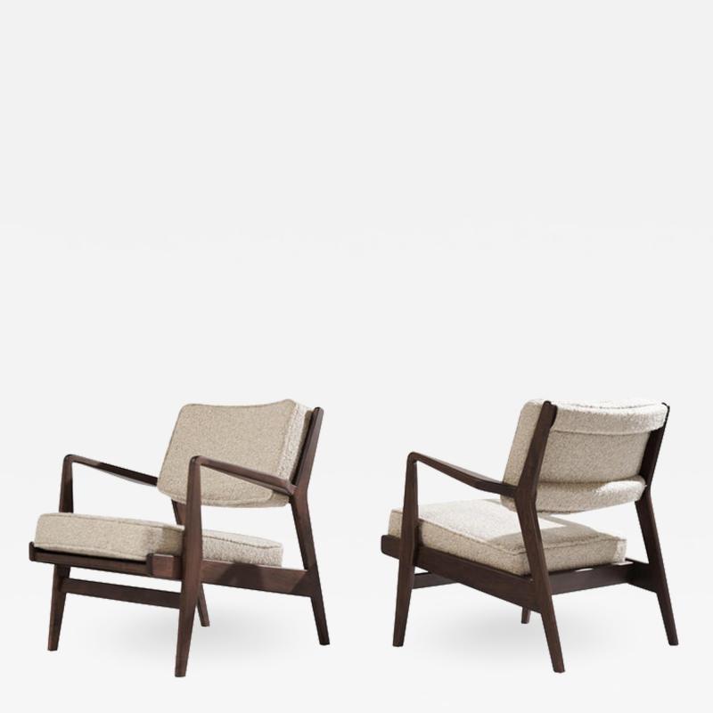 Jens Risom Walnut Lounge Chairs by Jens Risom in Boucl 1950s