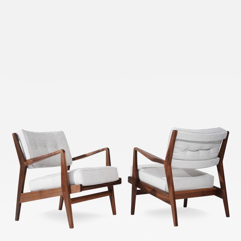 Jens Risom Walnut Lounge Chairs in Gray Linen Model U430 for Risom Inc Circa 1950s