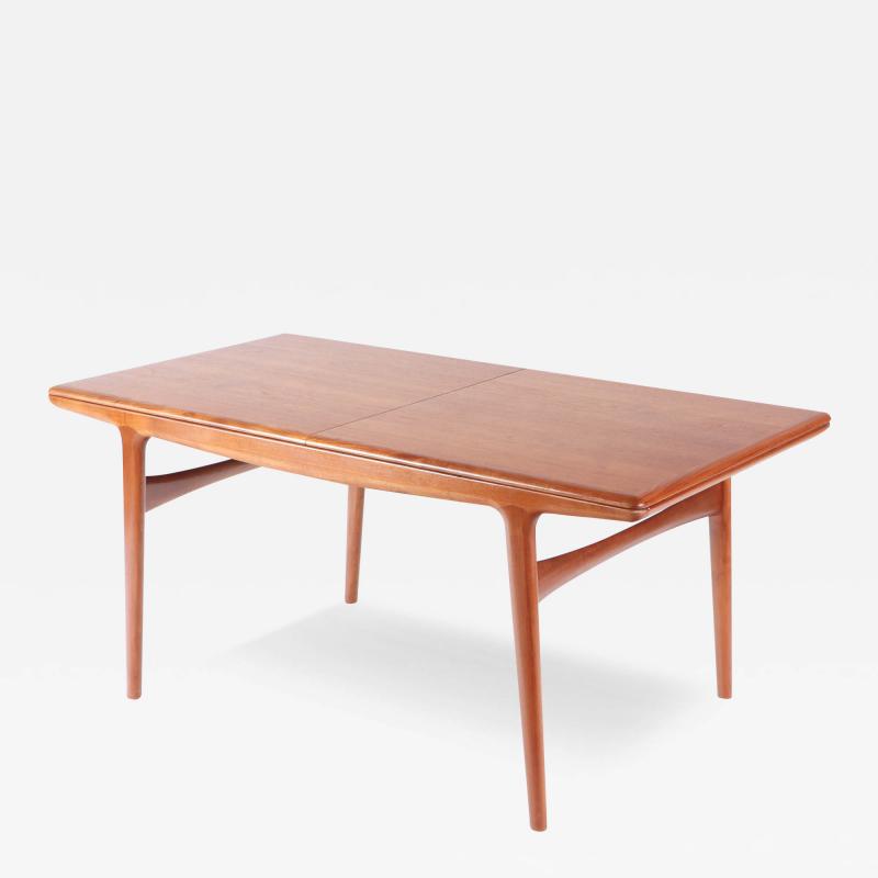 Johannes Andersen A Johannes Andersen mid century modern teak dining table circa 1960