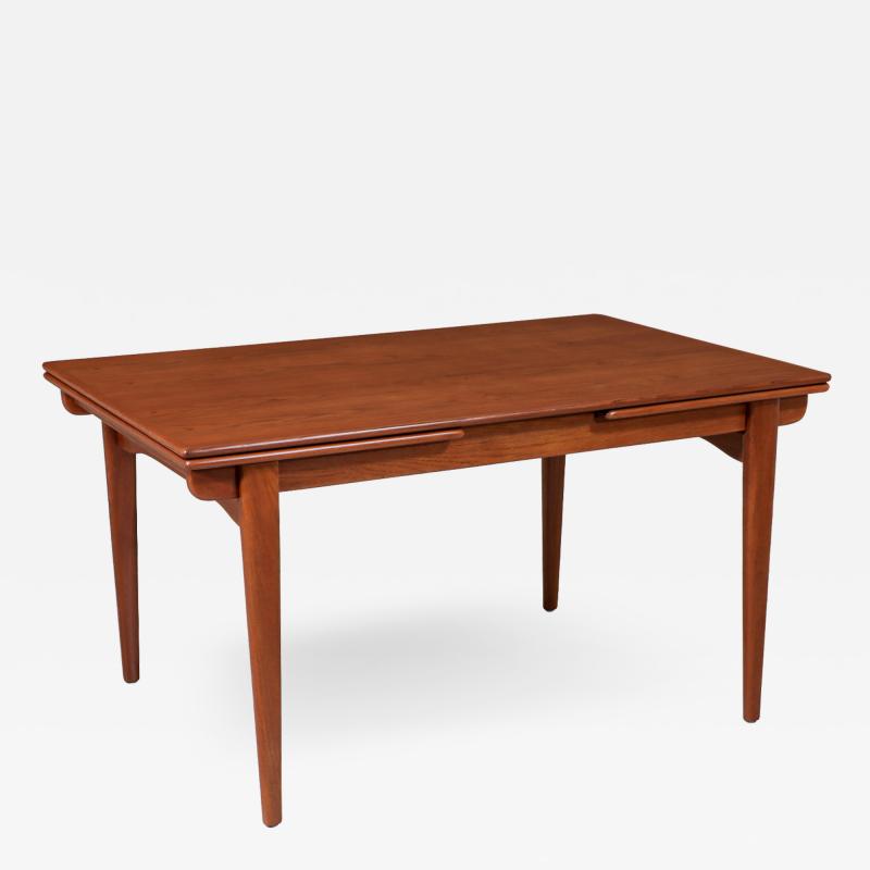 Johannes Andersen Danish Modern Expanding Teak Draw Leaf Dining Table