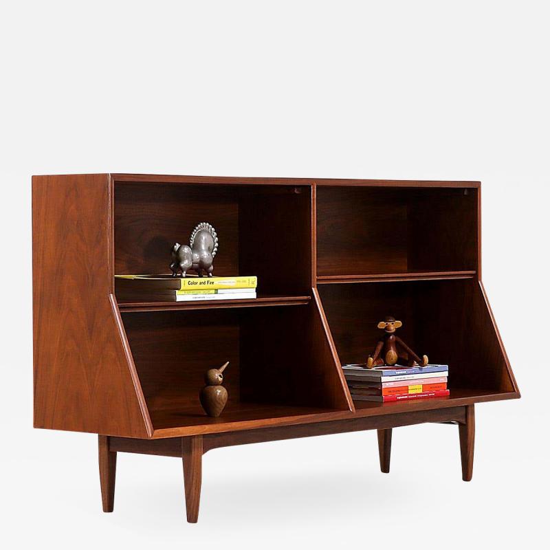 Kipp Stewart Stewart MacDougall Kipp Stewart Stewart MacDougall Declaration Bookcase for Drexel