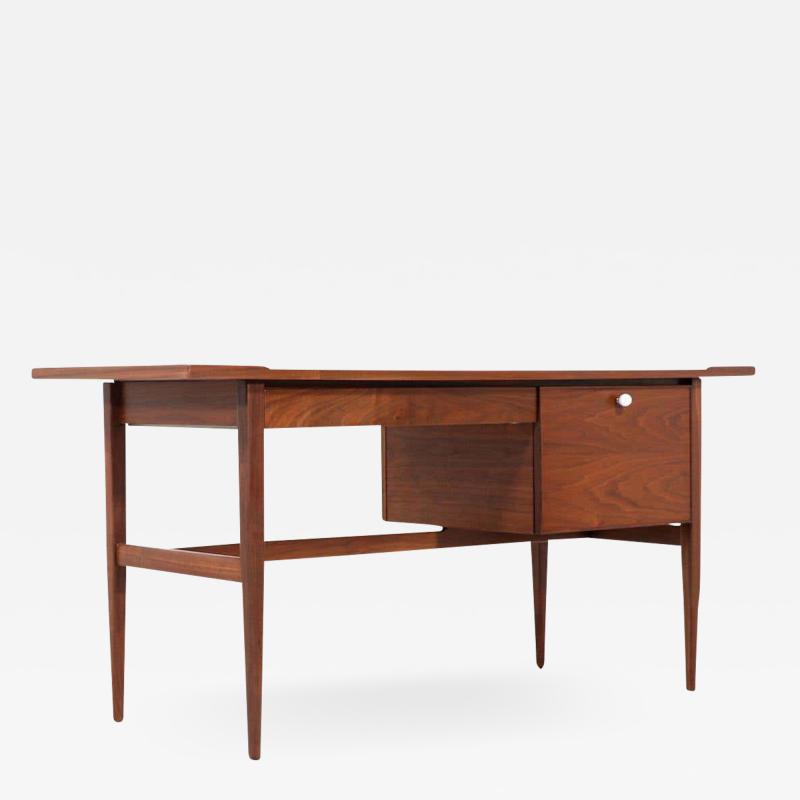 Kipp Stewart Stewart MacDougall Kipp Stewart Stewart MacDougall Declaration Writing Desk for Drexel