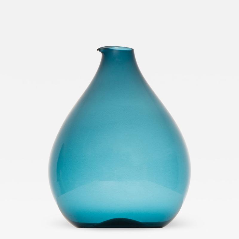 Kjell Blomberg Vase Produced by Gullaskruf