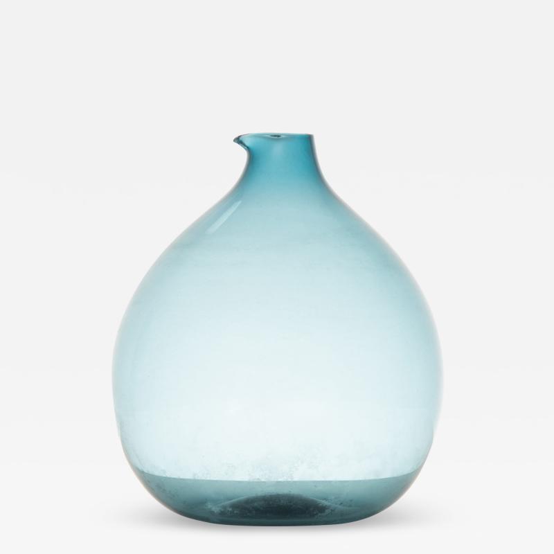 Kjell Blomberg Vase Produced by Gullaskruf