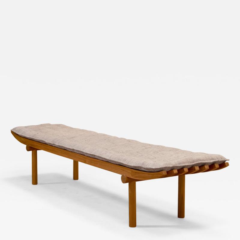 Klemens Grund Nandi Bench