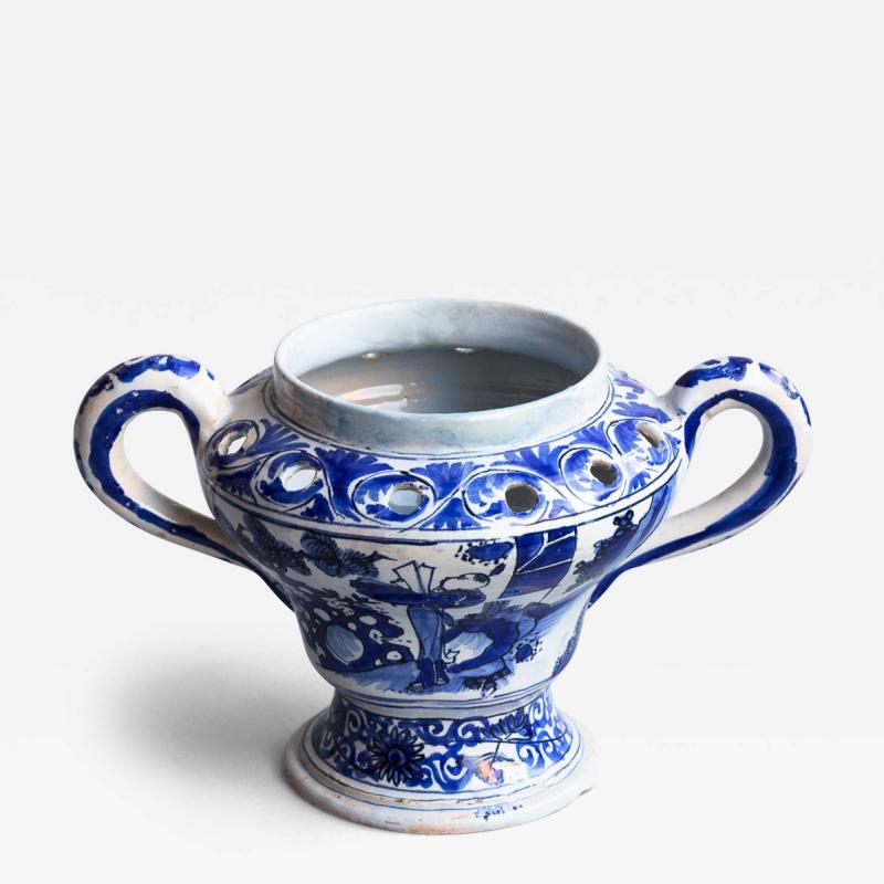 LATE 17TH CENTURY NEVERS POT POURRI VASE