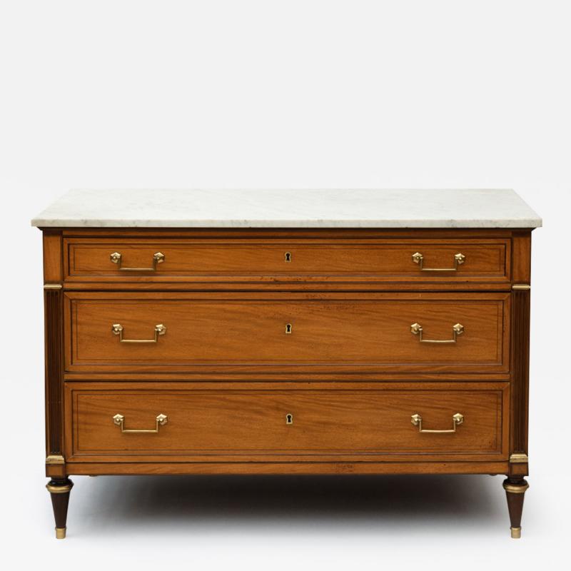 LOUIS XVI CITRONNIER COMMODE