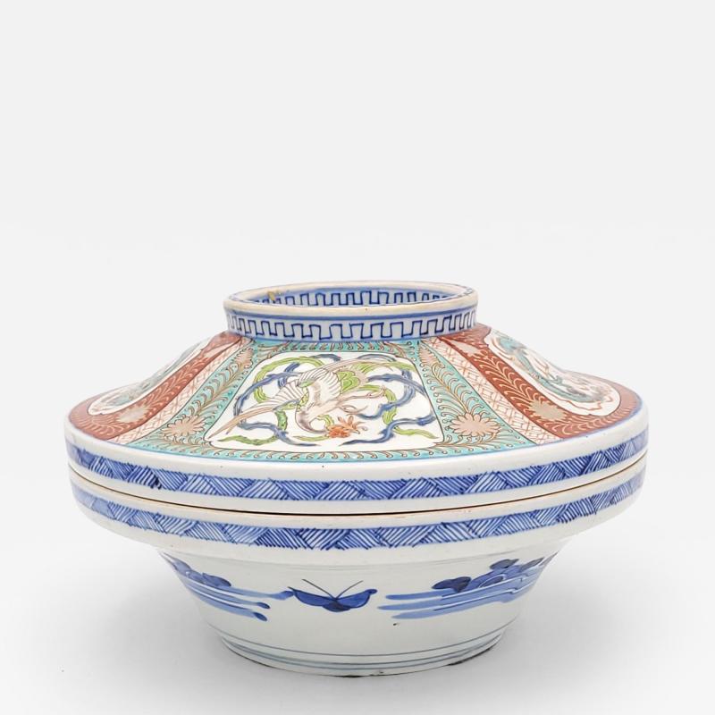 Large Imari Covered Rice Bowl Japan circa 1880