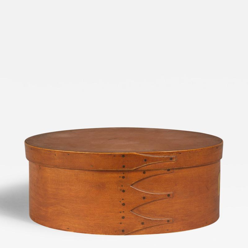 Large Oval Box with Interior Divider