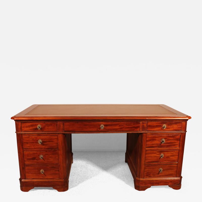 Large Pedestal Desk In Mahogany From The 19th Century