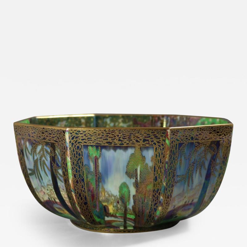 Large Wedgwood Fairyland Lustre Octagonal Dana Bowl