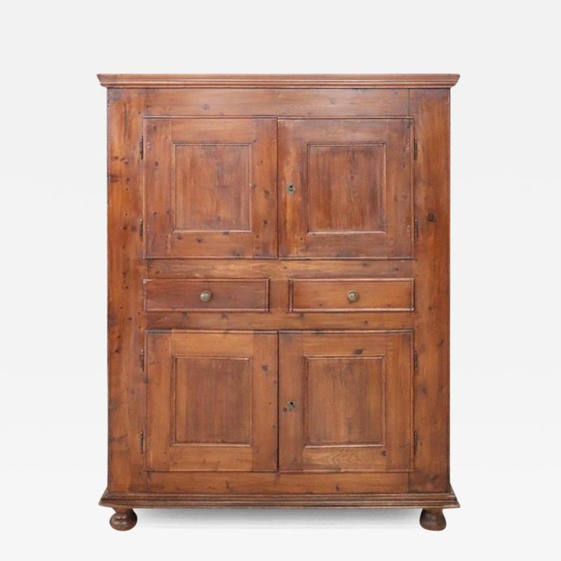 Late 18th Century Rustic Antique Cabinet in Fir Wood