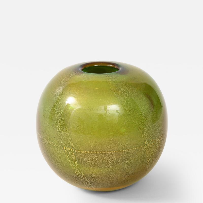 Laura Diaz de Santillana Sommersi Oro Vase by Venini