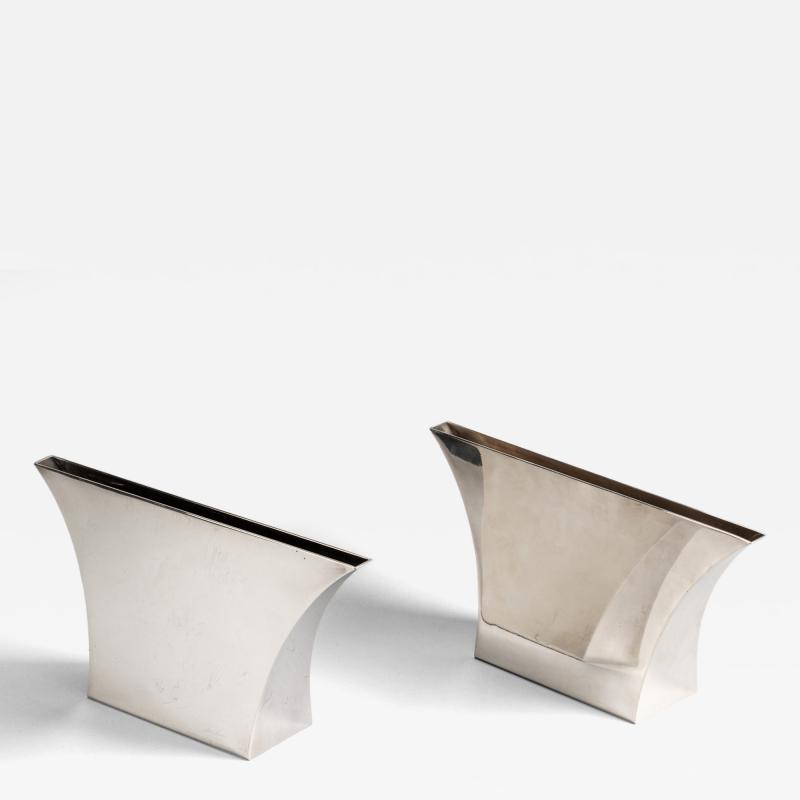 Lino Sabattini Lino Sabattini pair of Persepoli vases in silver plated metal