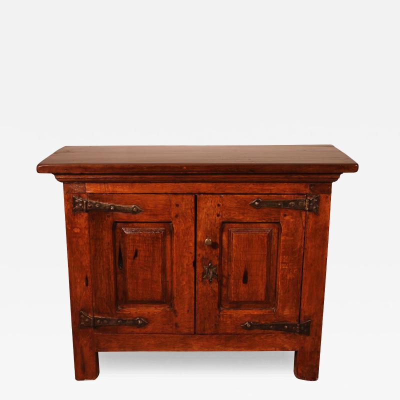 Louis XIII Buffet In Oak And Walnut From The 17th Century Spain