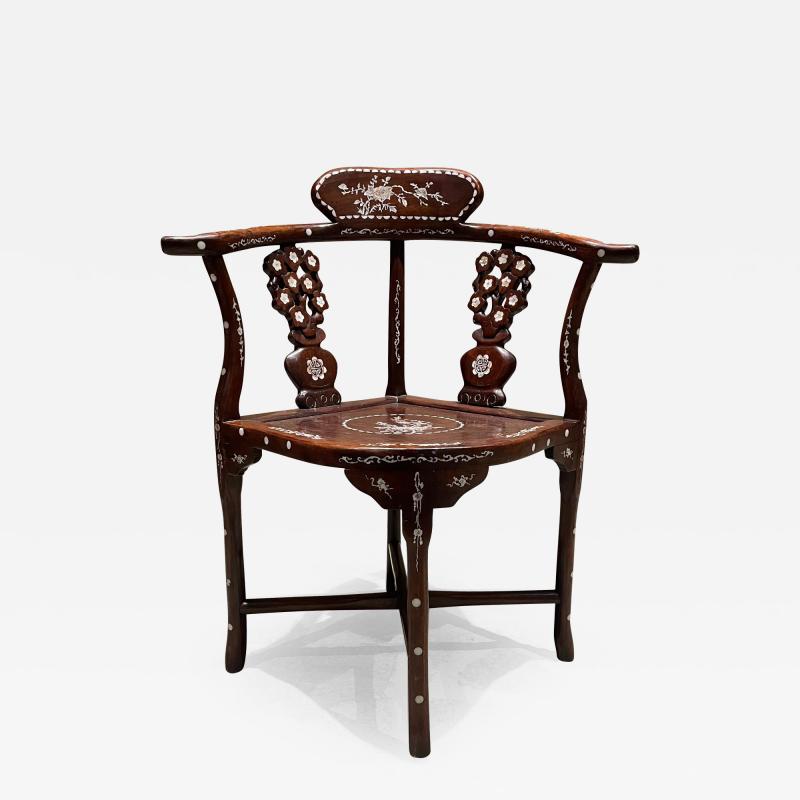 Lovely Handcrafted Chinese Corner Rosewood Arm Chair with Mother of Pearl Inlay