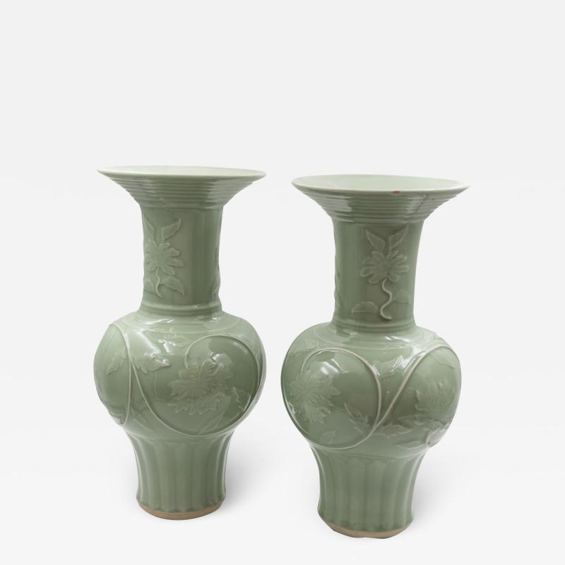 Lovely Pair Of Chinese Celadon Glaze Yen Yen Form Vases 20th Century 