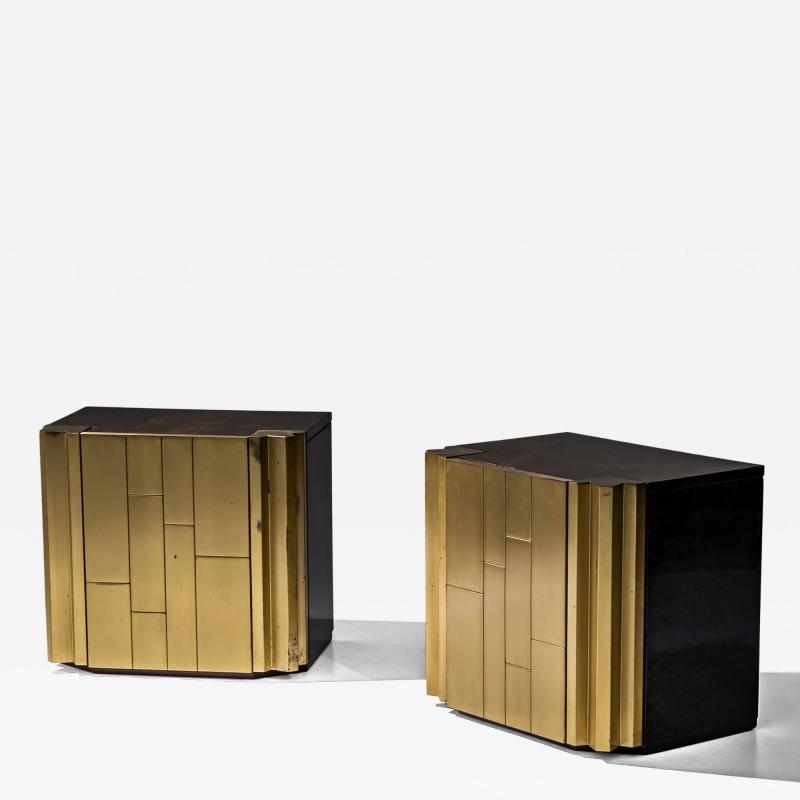 Luciano Frigerio Pair of Bedside Cabinets by Luciano Frigerio for Frigerio di Desio Italy 1970s