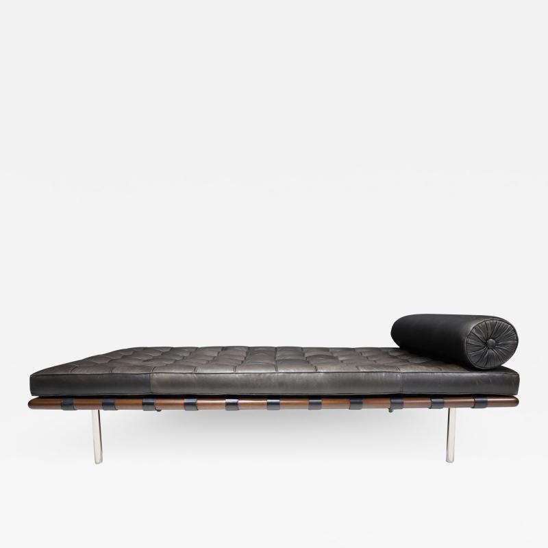 Ludwig Mies Van Der Rohe Mies van der Rohe for Knoll Barcelona Daybed in Black Leather