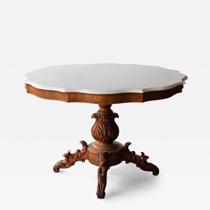 MID 19TH CENTURY OVAL FRENCH CENTRE TABLE