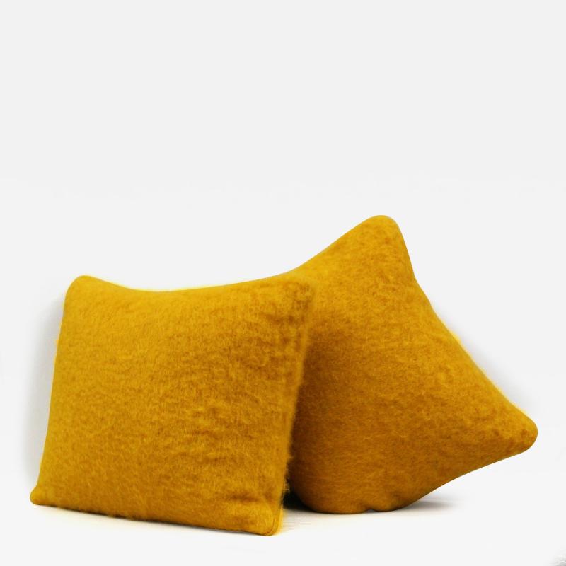 Mantas Ezcaray Mohair Pillows