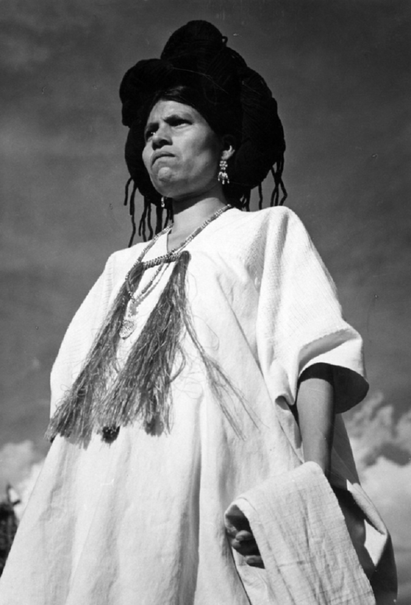 Manuel lvarez Bravo Retrato de una mujer Portrait of a Woman 1940s