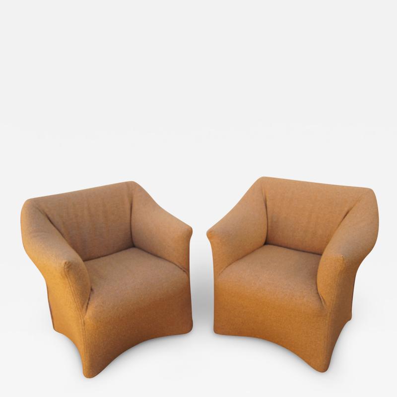 Mario Bellini Pair of Tentazione Lounge Chairs Model 684 by Mario Bellini for Cassina