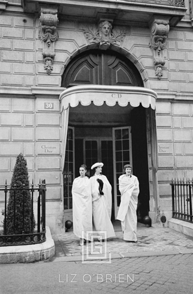 Mark Shaw Dior Three Models in Doorway 1956