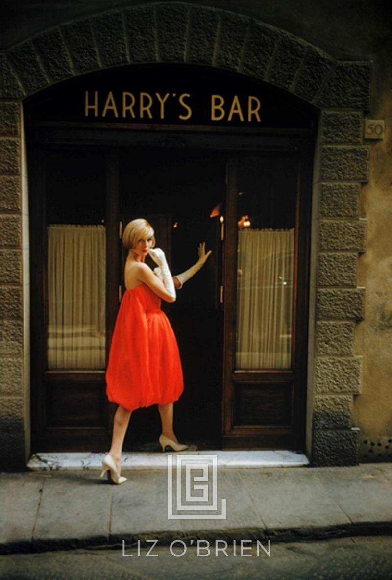 Mark Shaw Fabiani Bag Dress Outside Harrys Bar Paris 1957