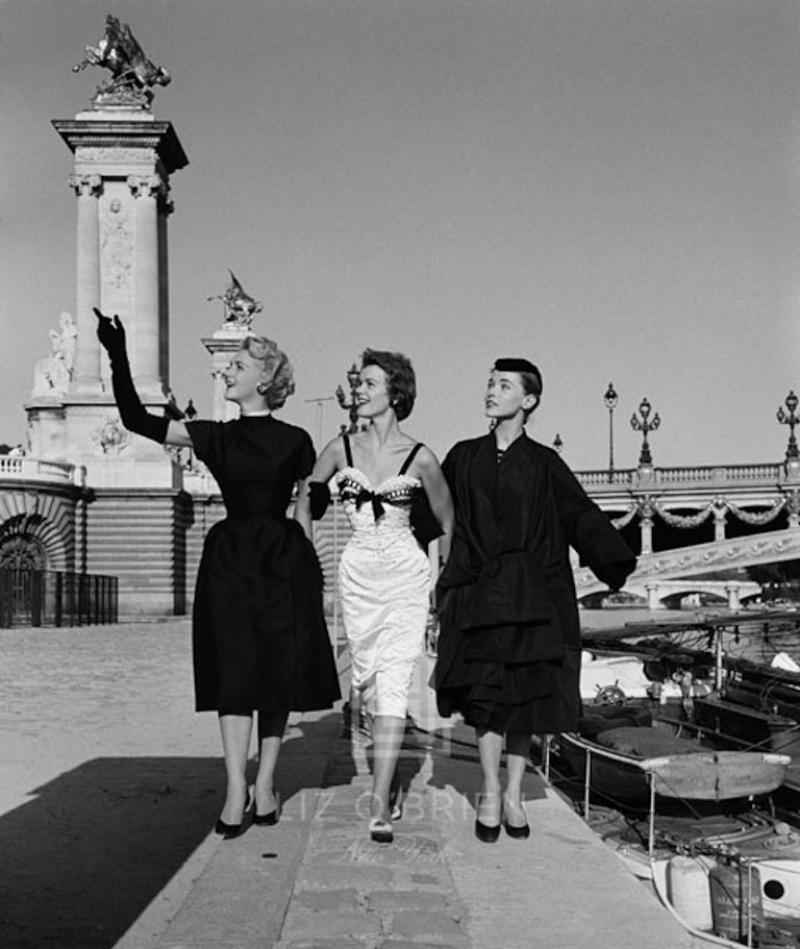 Mark Shaw Paris Dior Three Girls Wave 1953