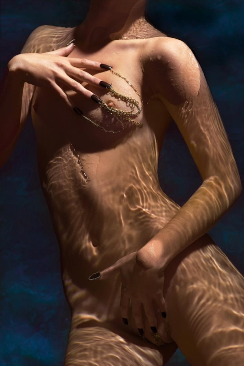 Markus Klinko Chains