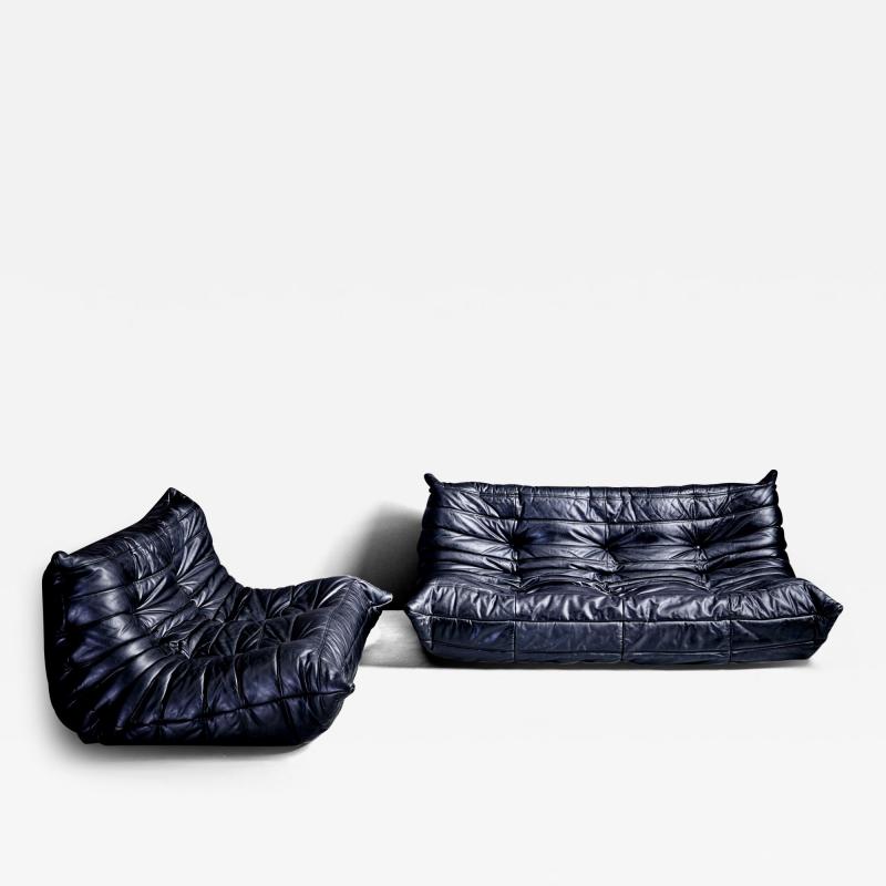 Michel Ducaroy Set of 2 Seater and 3 Seater Togo in black leather designed by Michel Ducaroy