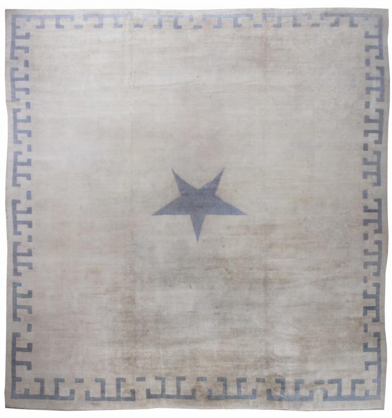 Mid 20th Century Art Deco Chinese Handwoven Wool Rug in Steel Gray Color