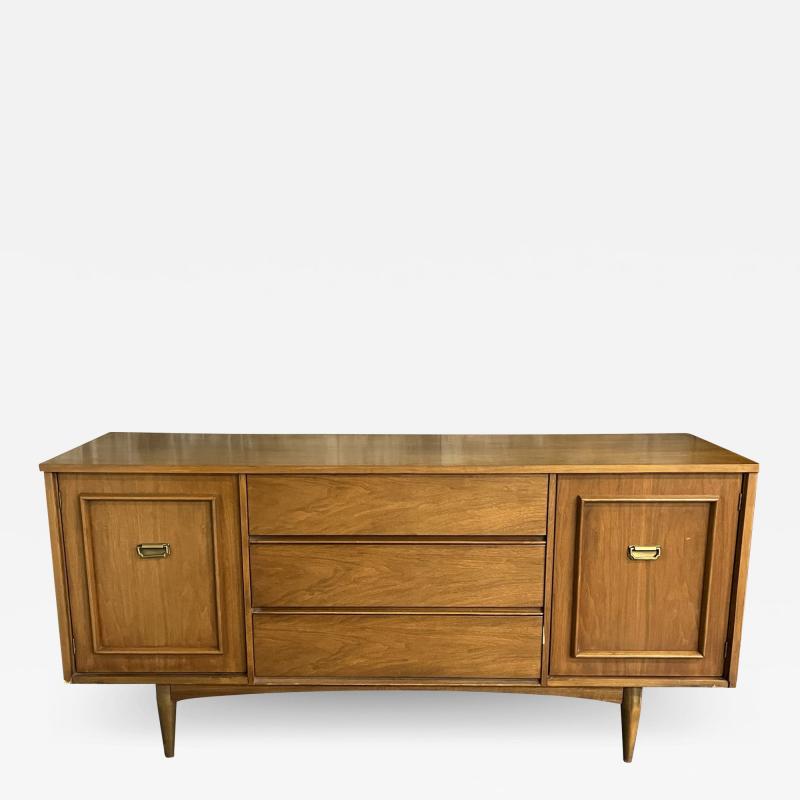 Mid Century Modern Dresser Chest or Sideboard Walnut