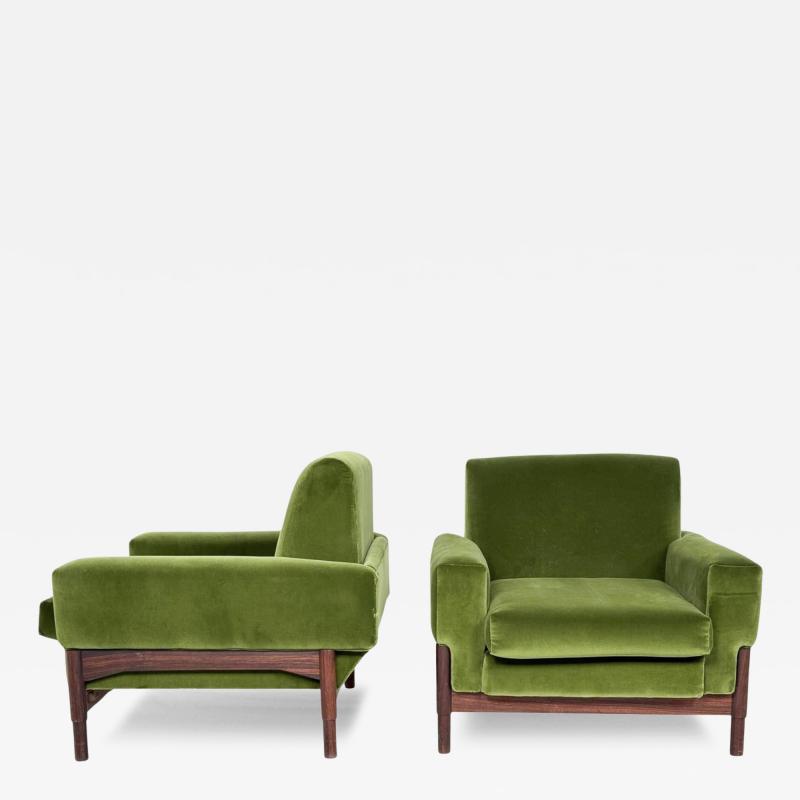 Mid Century Modern Pair of Armchairs Wood and Green Velvet 1960s