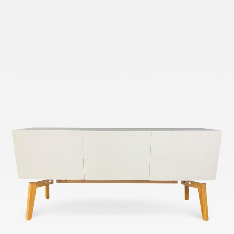 Mid Century Modern Style White Lacquered Sideboard Credenza or Cabinet