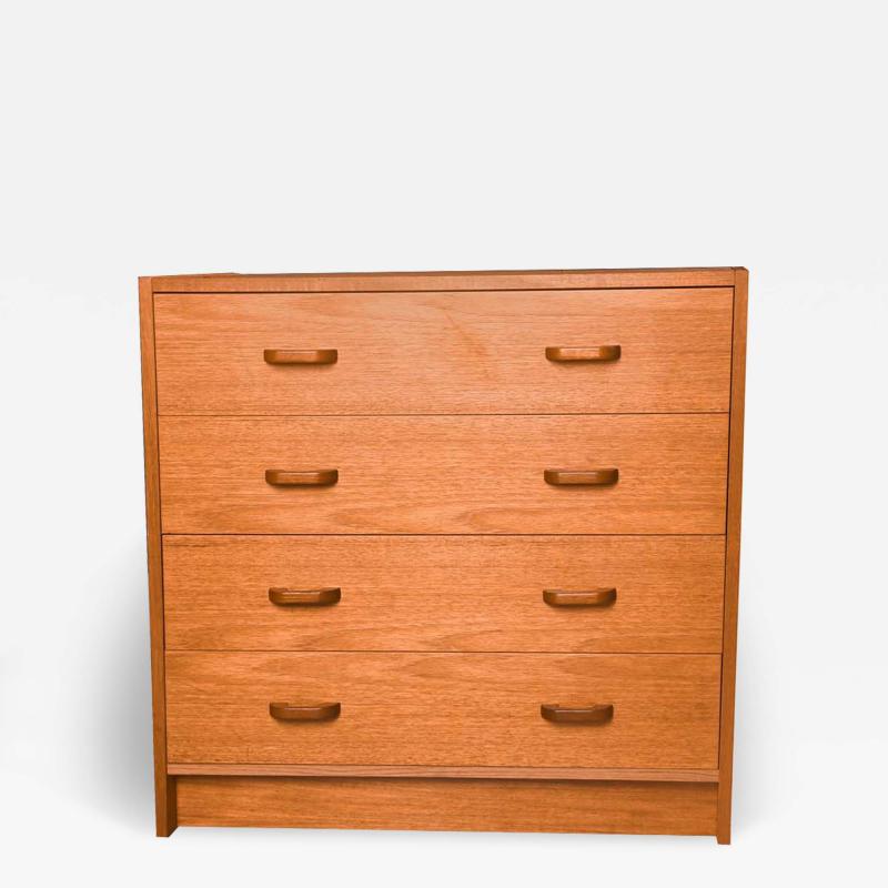 Mid Century Modern Teak Chest of Drawers Dresser