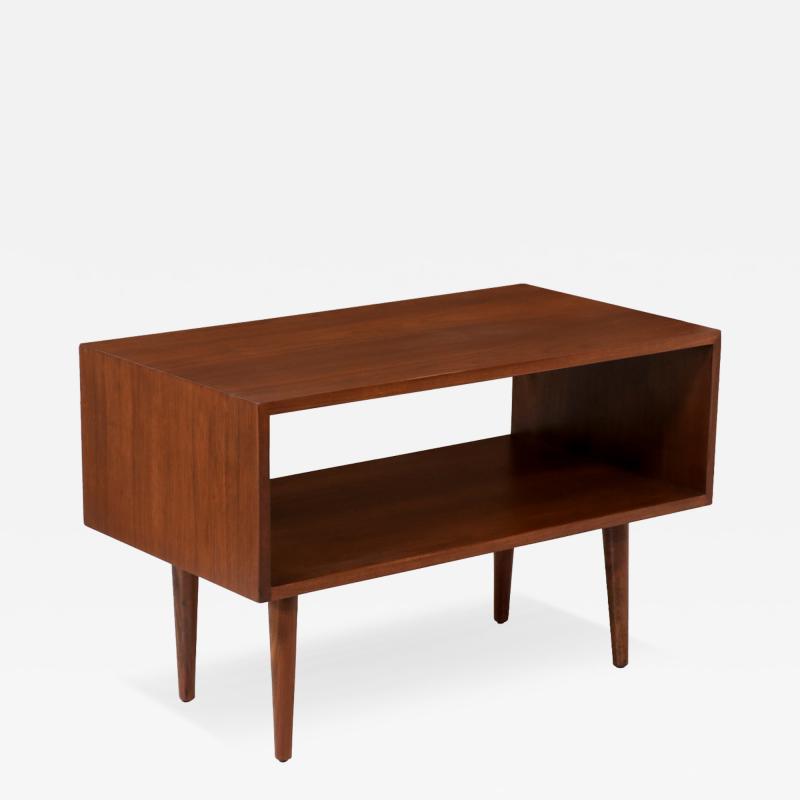 Milo Baughman California Modern Walnut Side Table by Milo Baughman