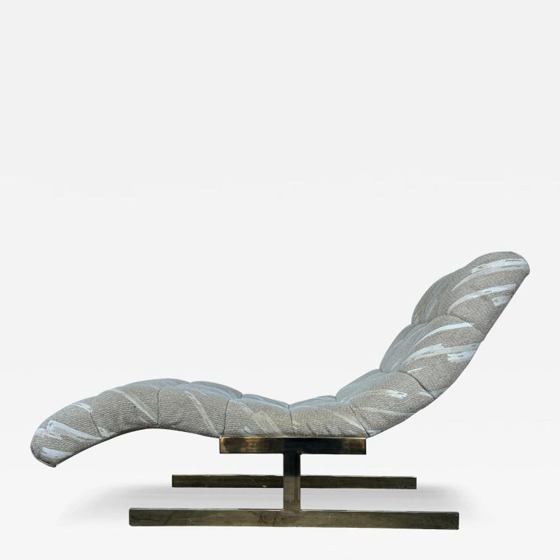 Milo Baughman MODERN BRASSTONE METAL FRAMED CHAISE LOUNGE IN THE MANNER OF MILO BAUGHMAN