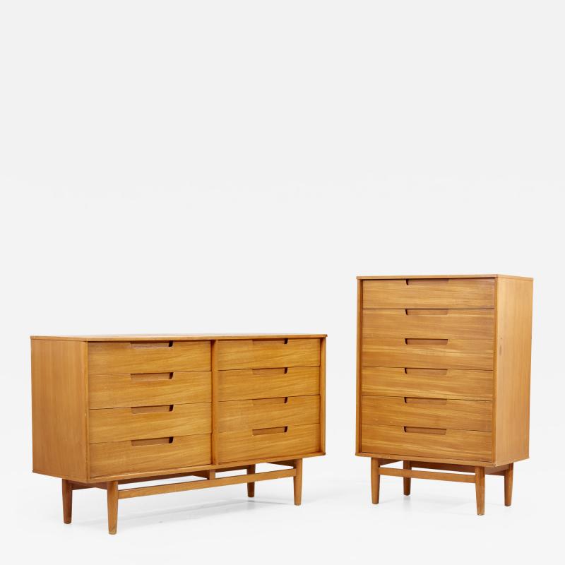 Milo Baughman Matched Pair of Milo Baughman Dressers for Drexel USA 1950s