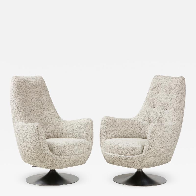 Milo Baughman Milo Baughman Swivel Club Chairs