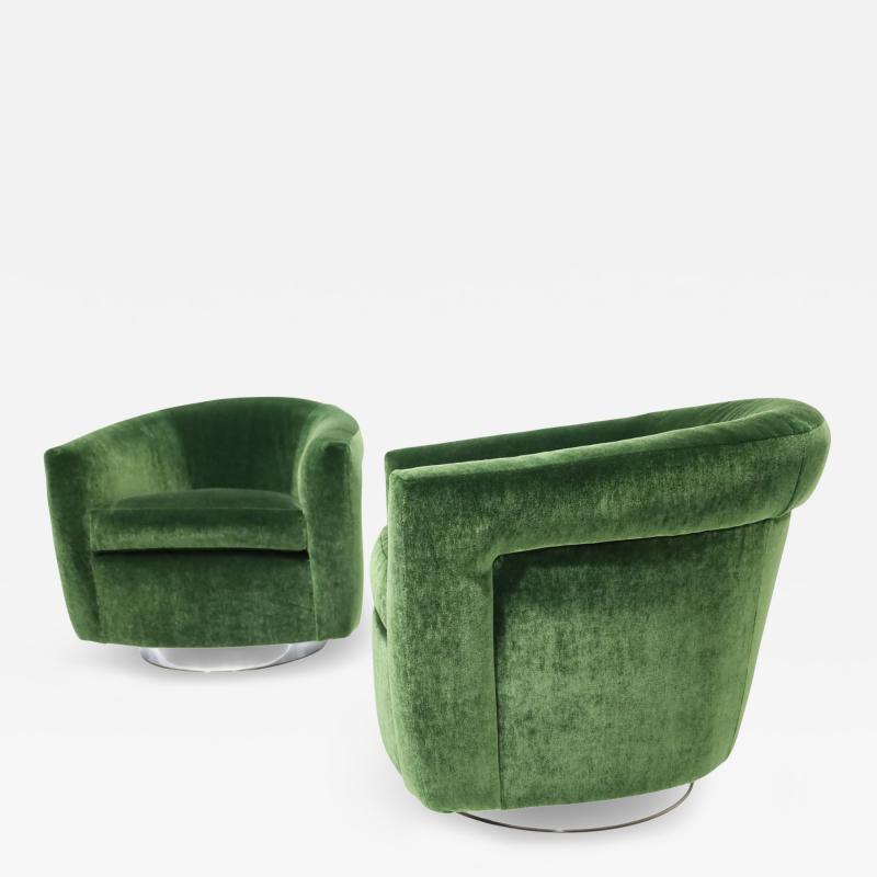 Milo Baughman Milo Baughman Tilt Swivel Lounge Chairs in Plush Green Mohair 1970s