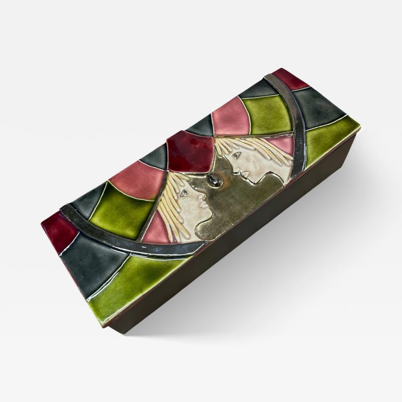 Mithe Espelt 1970s Studio pottery ceramic box by Mith Espelt